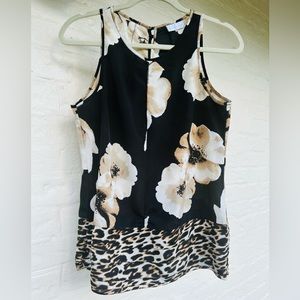 (3 for $30!!) New York & Company (Small) detailed print top